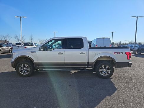 Used 2016 Ford F150 Lariat w/ Equipment Group 502A Luxury image 4