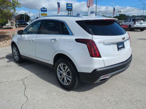 Used 2022 Cadillac XT5 Premium Luxury FWD image 6