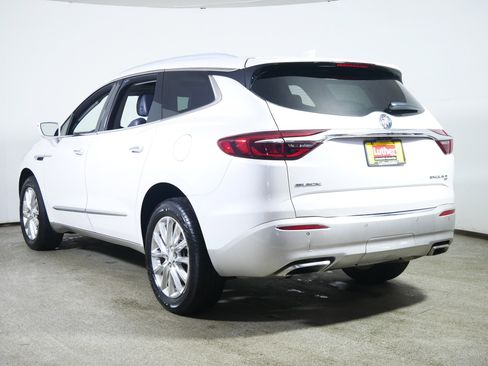 Used 2018 Buick Enclave Premium w/ Experience Buick Package image 5
