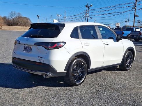 Certified 2026 Honda HR-V Sport image 6