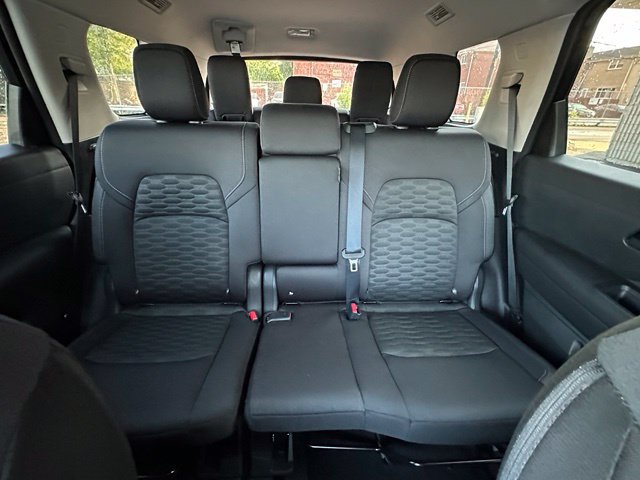 Certified 2025 Nissan Pathfinder SV AWD/4WD image 24
