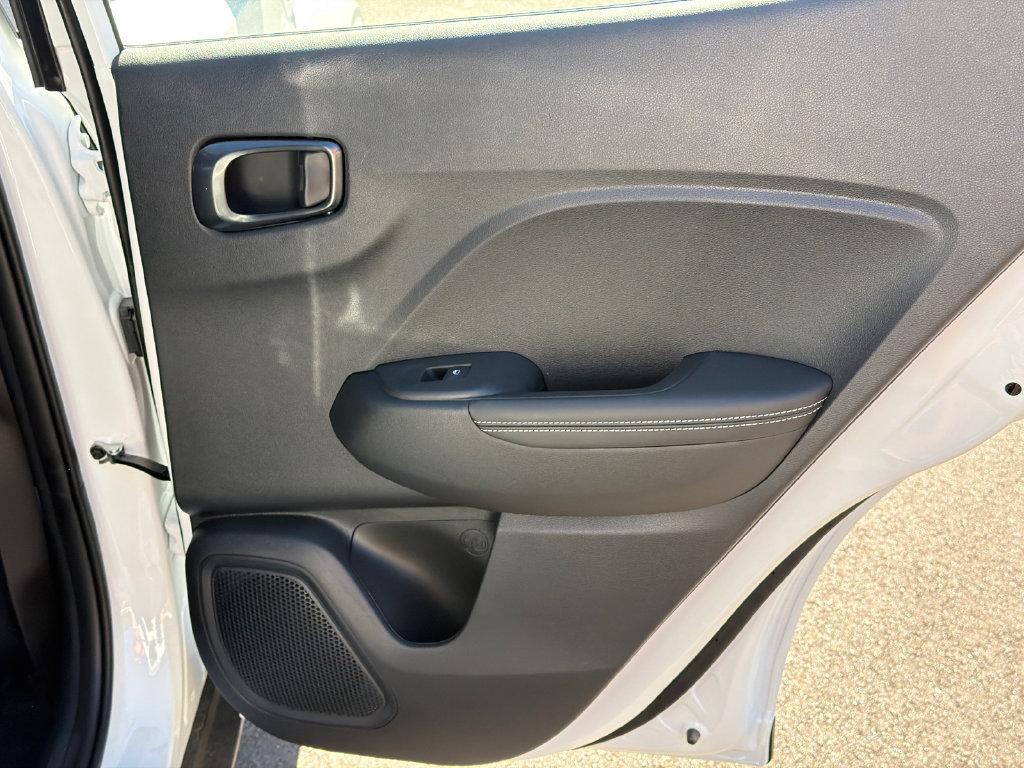 New 2026 Hyundai Venue SEL FWD image 17