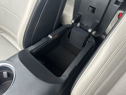 Used 2024 Ford Mustang Premium image 37