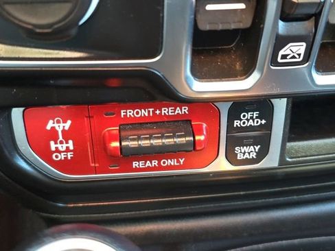 Used 2021 Jeep Wrangler Unlimited Rubicon image 18