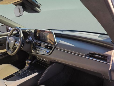 Certified 2022 Lexus ES 350 w/ Premium Package image 26