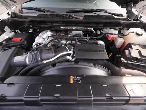 Used 2025 Chevrolet Silverado 2500 LTZ w/ LTZ Convenience Package AWD/4WD image 10