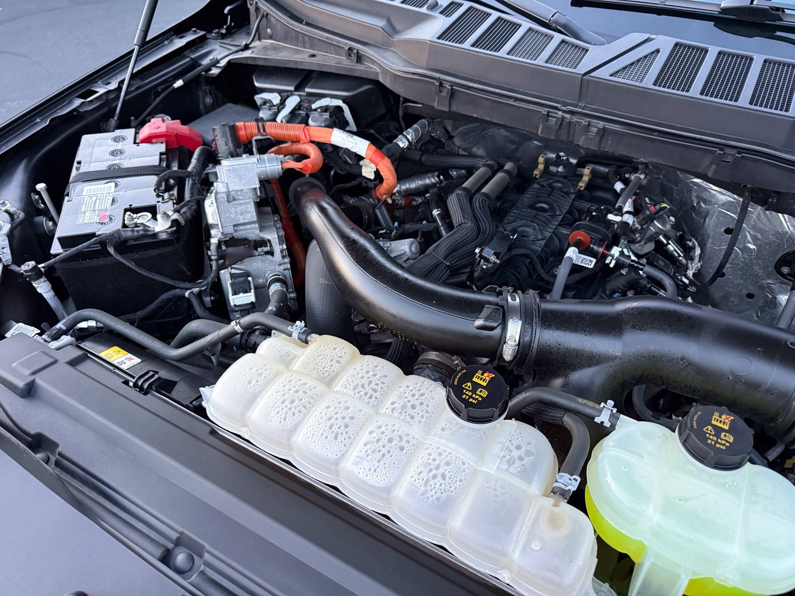 Used 2024 Ford F150 Lariat w/ Equipment Group 502A High AWD/4WD image 43