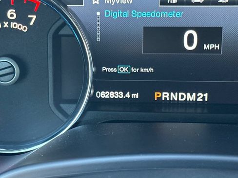 Used 2017 Ford F150 Platinum w/ Equipment Group 701A Luxury AWD/4WD image 25