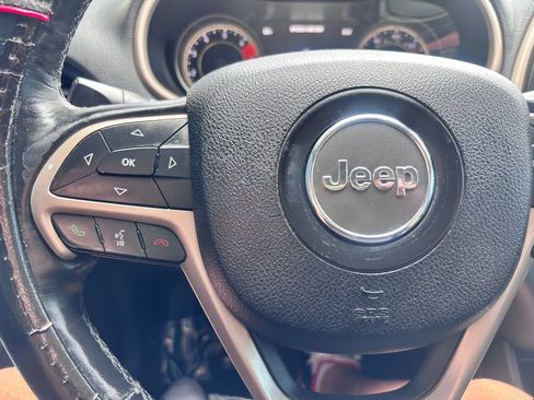 Used 2016 Jeep Cherokee High Altitude AWD/4WD image 19