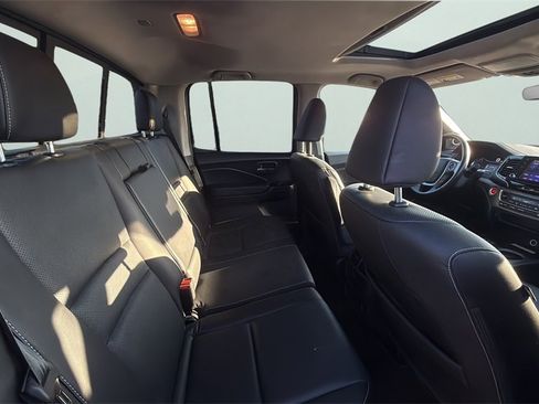 Used 2023 Honda Ridgeline RTL-E image 18