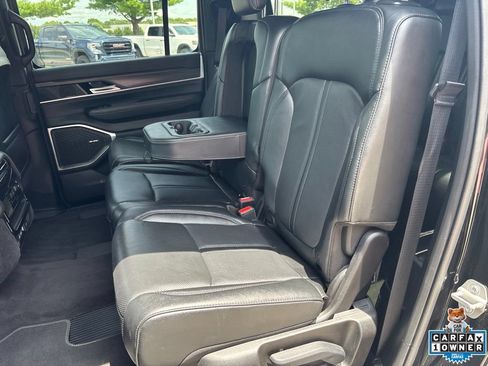 Used 2024 Jeep Wagoneer L Series II w/ Flexible Seating Group AWD/4WD image 43
