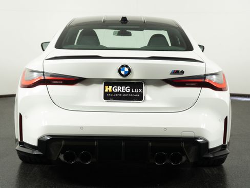 Used 2024 BMW M4 Competition image 11