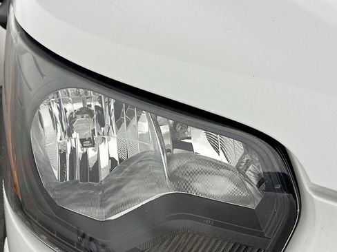 Used 2023 Ford Transit 350 XLT image 9