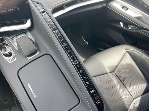 Used 2023 Chevrolet Corvette Stingray Preferred Cpe w/ Z51 Performance Package image 17