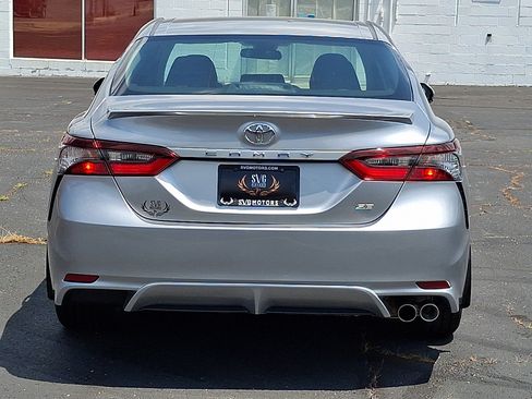 Used 2024 Toyota Camry SE FWD image 7