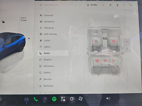 Used 2024 Tesla Model Y Long Range RWD image 48
