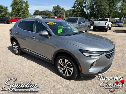 Used 2023 Buick Envision Essence AWD/4WD image 2