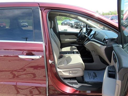 Used 2019 Honda Odyssey Elite image 14