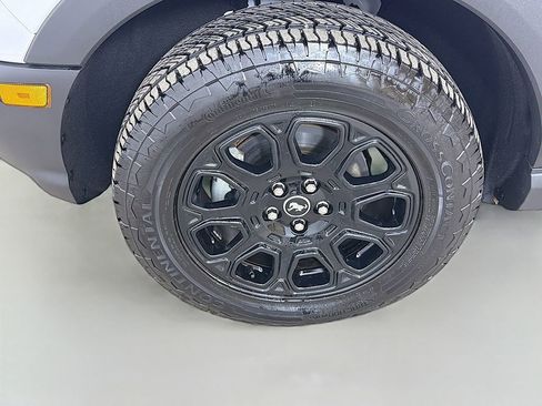 Used 2025 Ford Bronco Sport Badlands image 15