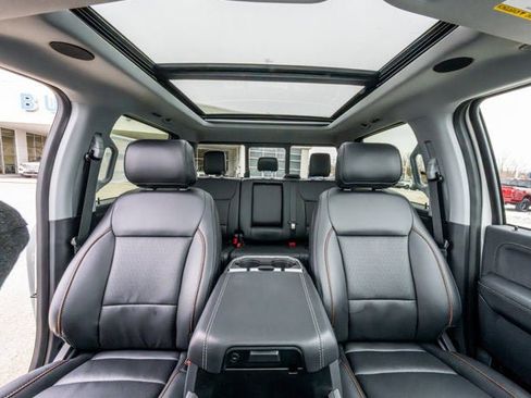 New 2026 Ford F250 Lariat w/ Black Appearance Package image 38