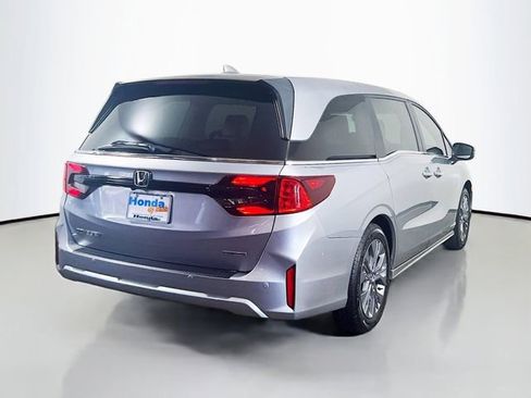 Used 2026 Honda Odyssey Touring image 22