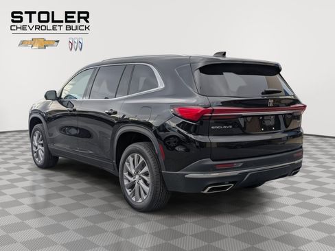 New 2026 Buick Enclave Preferred image 2
