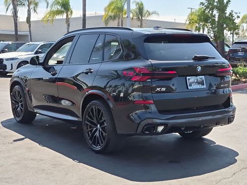 New 2026 BMW X5 xDrive40i w/ M Sport Package AWD/4WD image 8