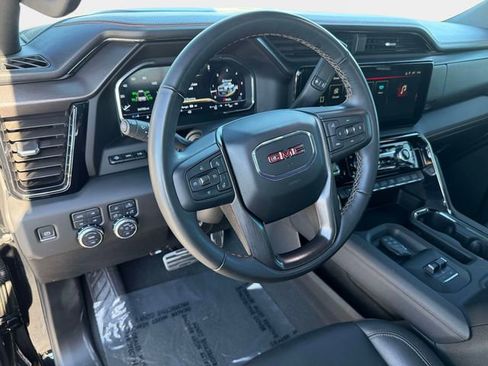 Used 2025 GMC Sierra 3500 AT4 w/ AT4 Premium Plus Package image 20