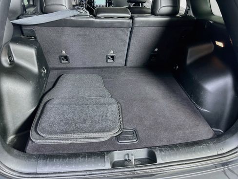 Used 2019 Jeep Cherokee Limited AWD/4WD image 26