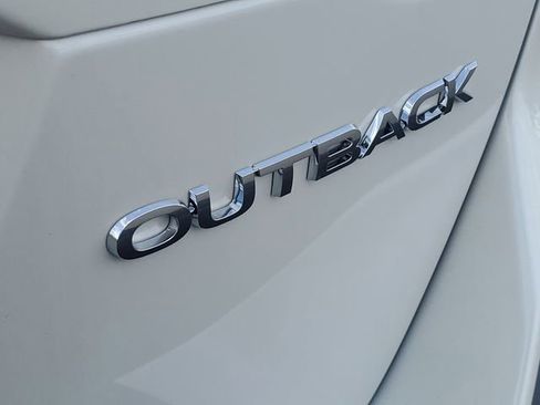 Used 2025 Subaru Outback Premium w/ Popular Package #1A AWD/4WD image 7