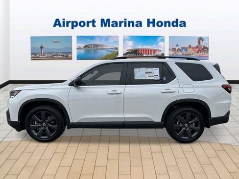 New 2026 Honda Pilot Sport image 2