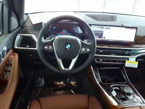 New 2026 BMW X5 xDrive40i image 9