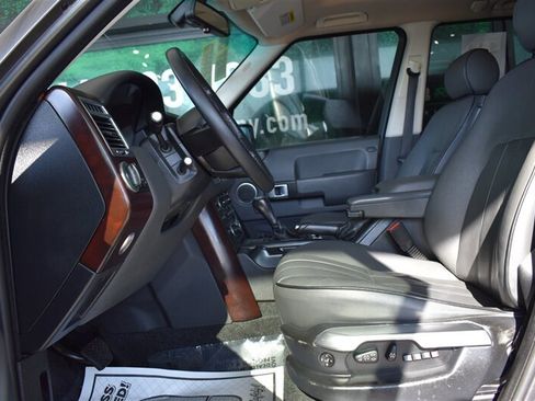 Used 2005 Land Rover Range Rover HSE image 24