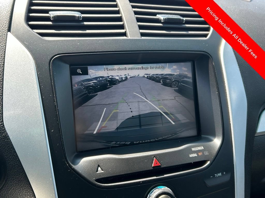 Used 2014 Ford Explorer XLT w/ Equipment Group 202A FWD image 13