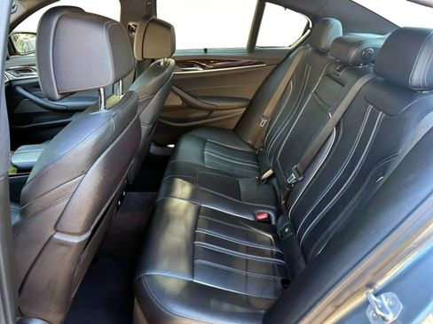 Used 2019 BMW M550i xDrive image 26