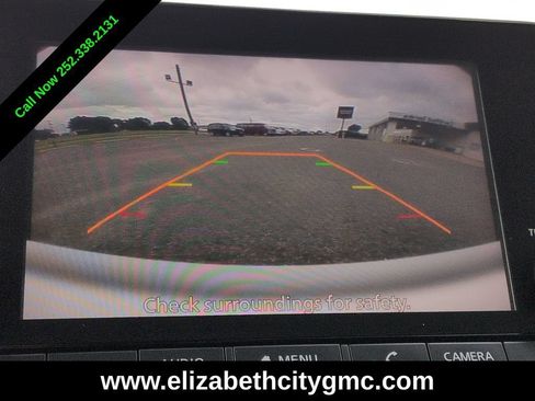 Used 2025 Nissan Pathfinder SV FWD image 29