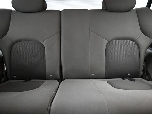 Used 2010 Nissan Xterra X AWD/4WD image 19