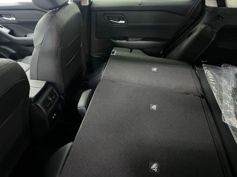 Certified 2025 Nissan Rogue SV w/ SV Premium Package image 28