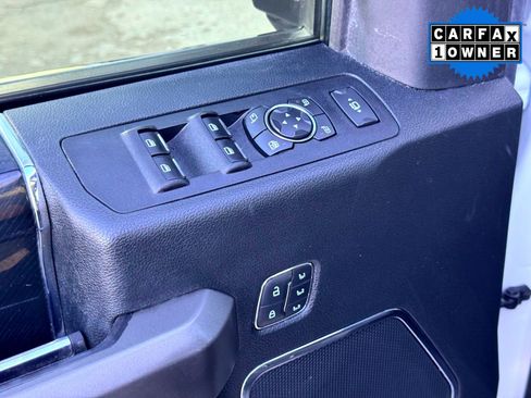 Used 2020 Ford F250 Platinum image 16