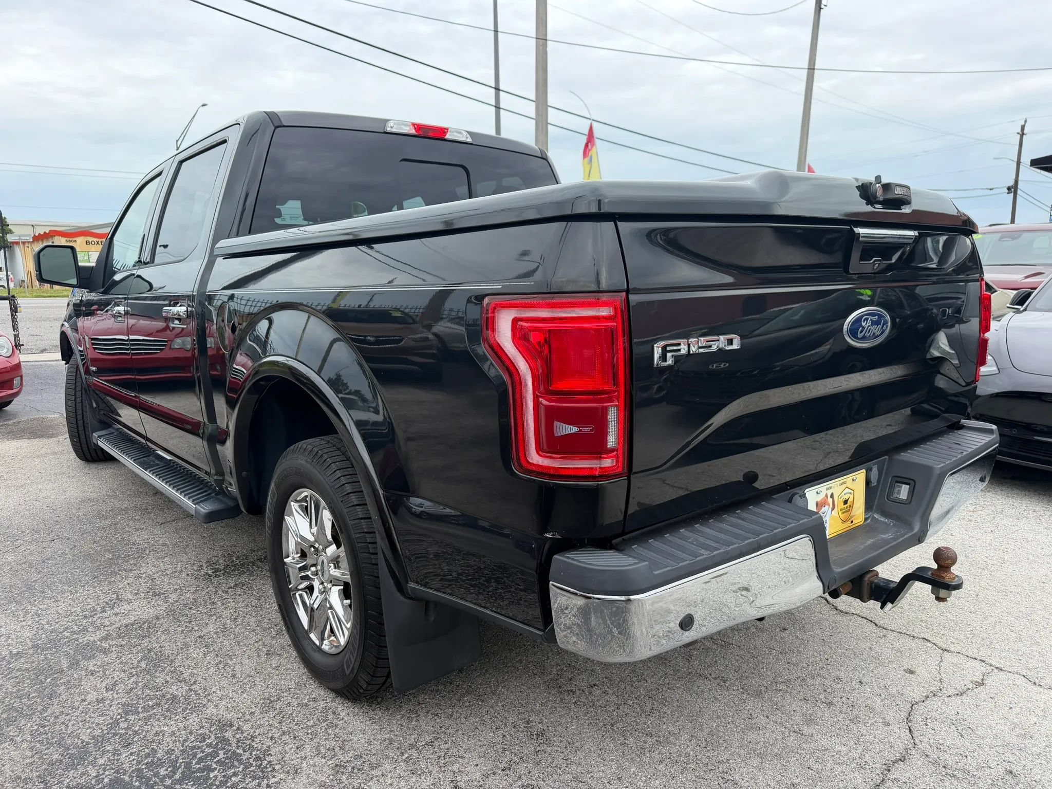 Used 2015 Ford F150 Lariat RWD image 6