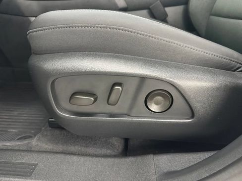Used 2026 GMC Terrain AT4 w/ Convenience Package III AWD/4WD image 18
