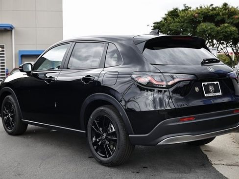 New 2026 Honda HR-V Sport image 8