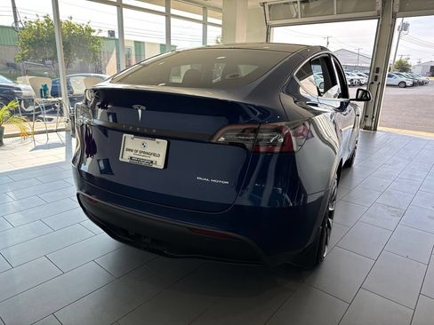 Used 2020 Tesla Model Y Long Range AWD/4WD image 7