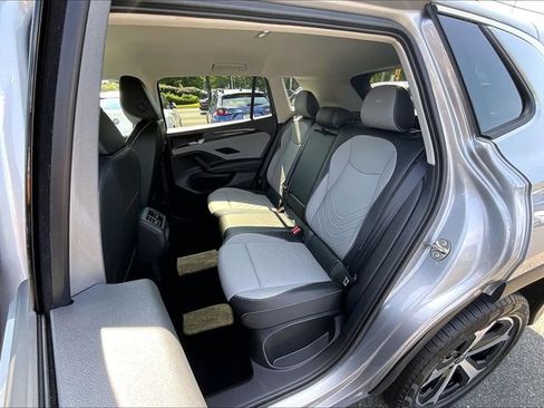 Used 2026 Volkswagen Tiguan SE AWD/4WD image 22