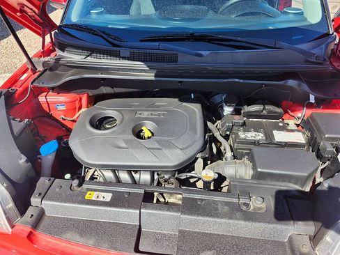 Used 2016 Kia Soul + image 29