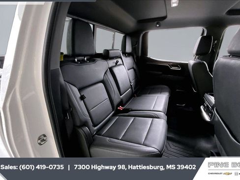 Certified 2024 Chevrolet Silverado 1500 LTZ w/ LTZ Convenience Package II AWD/4WD image 21