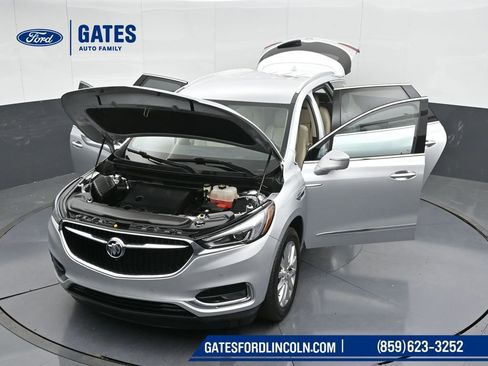 Used 2020 Buick Enclave Premium w/ Surround and Sites Package AWD/4WD image 55