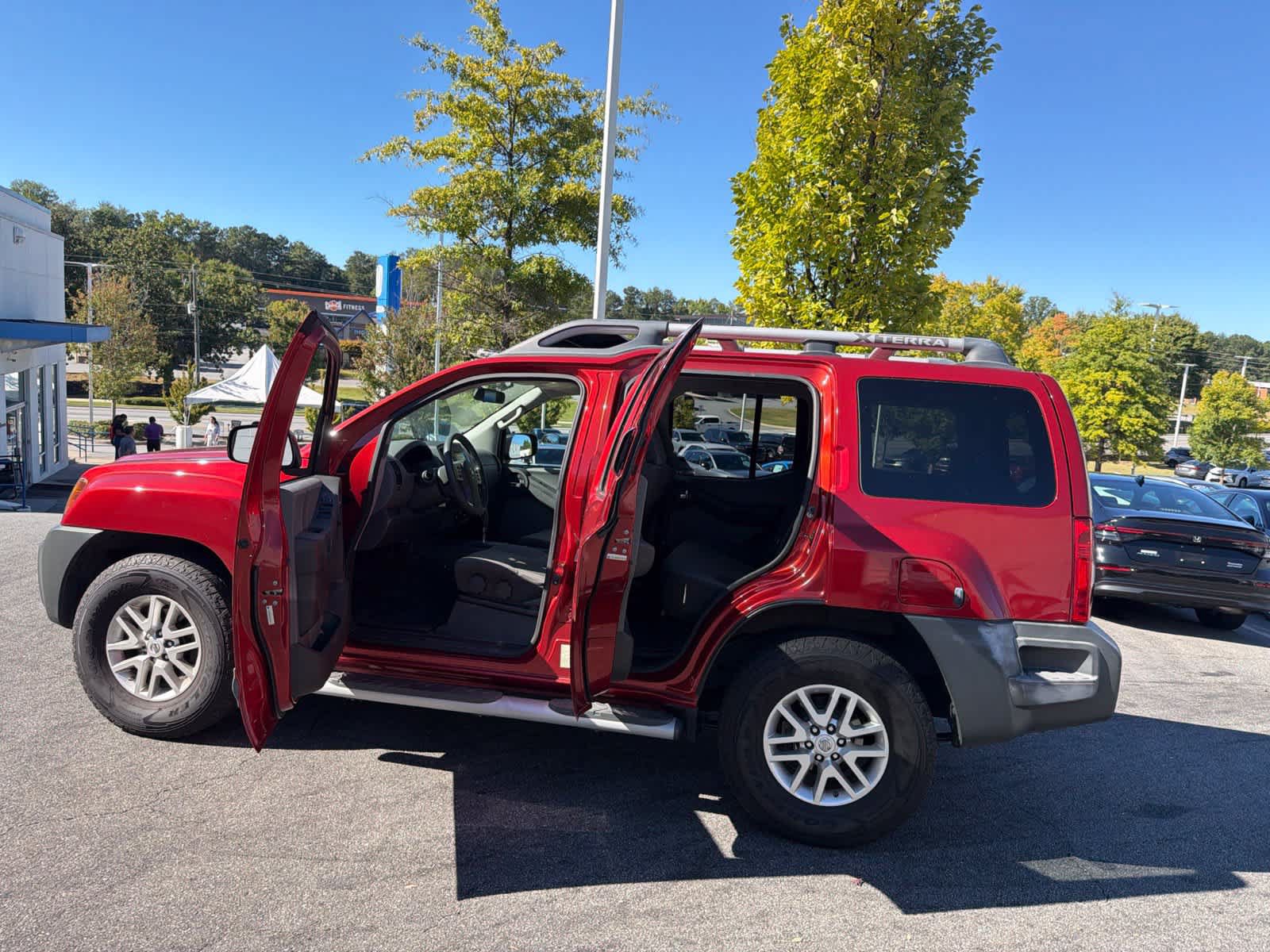 Used 2015 Nissan Xterra S w/ Value Package RWD image 20