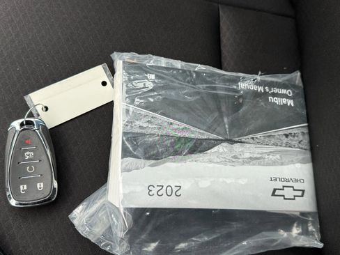 Used 2023 Chevrolet Malibu LT image 36