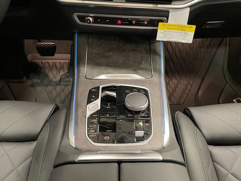 New 2026 BMW X5 xDrive50e image 11